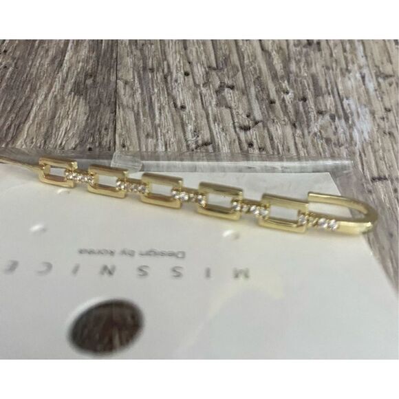 Earring Jewelry Ear Crawler Wrap Hook Gift Set Lot #9 - Picture 3 of 3